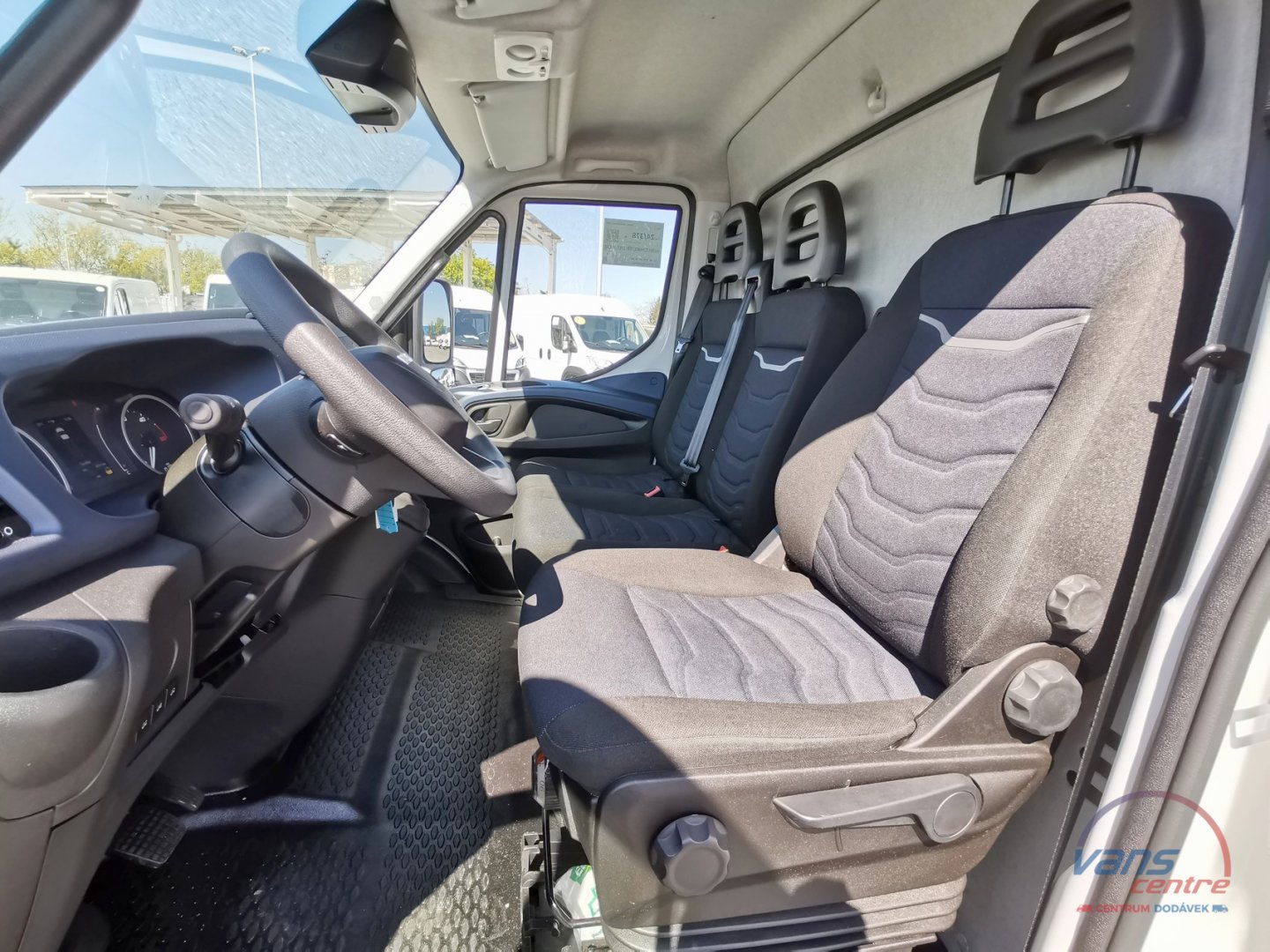 Iveco DAILY 72C18 HI-MATIC/ SKŘÍŇ / 15 PALET / HYDR.ČELO