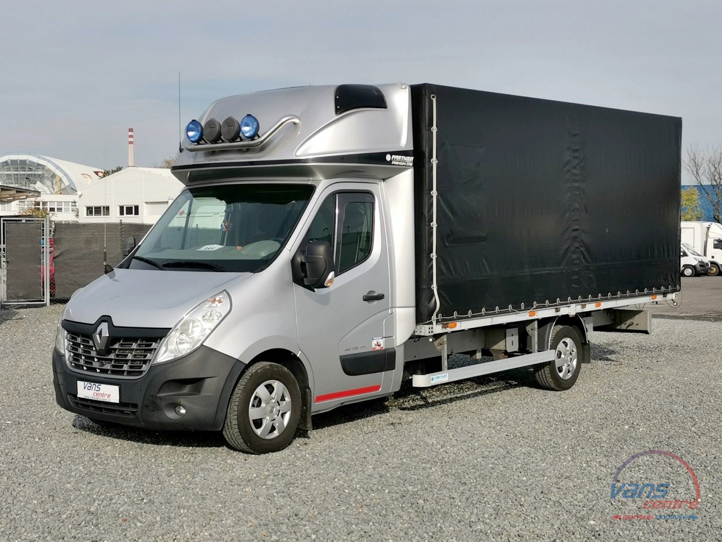 Renault MASTER 170DCI VALNÍK 10 PALET/ MĚCHY/ KLIMA