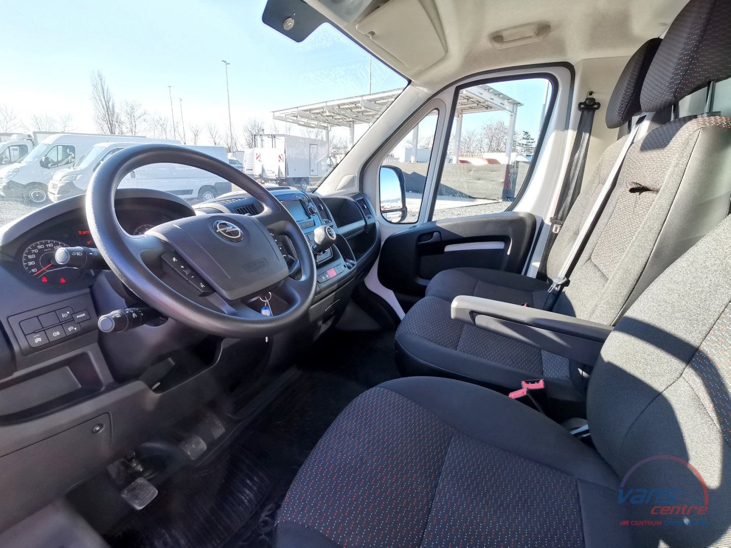 Opel MOVANO 2.2CDTI MRAZÍ/CHLADÍ/ 8 PALET/ 230V/ ČR