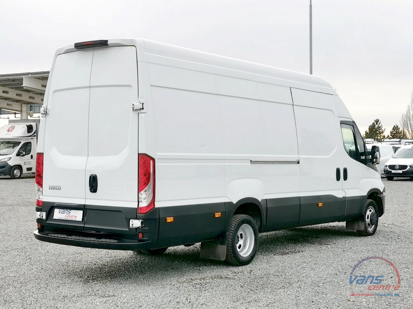 Iveco DAILY 35C17 SUPERMAXI XL/ TEMPOMAT