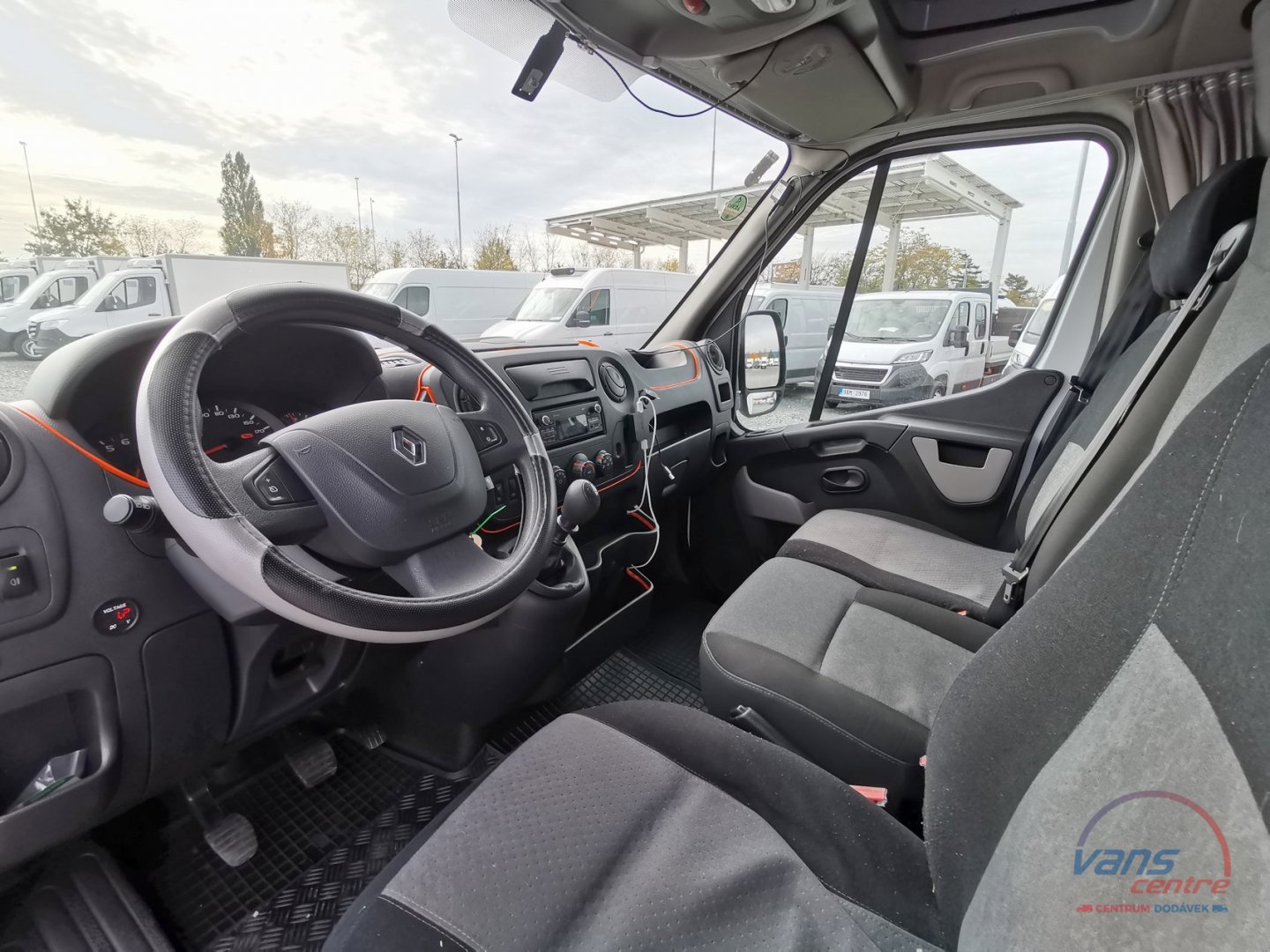 Renault MASTER 170DCI SHRNOVACÍ 10 PALET/ MĚCHY/ KLIMA