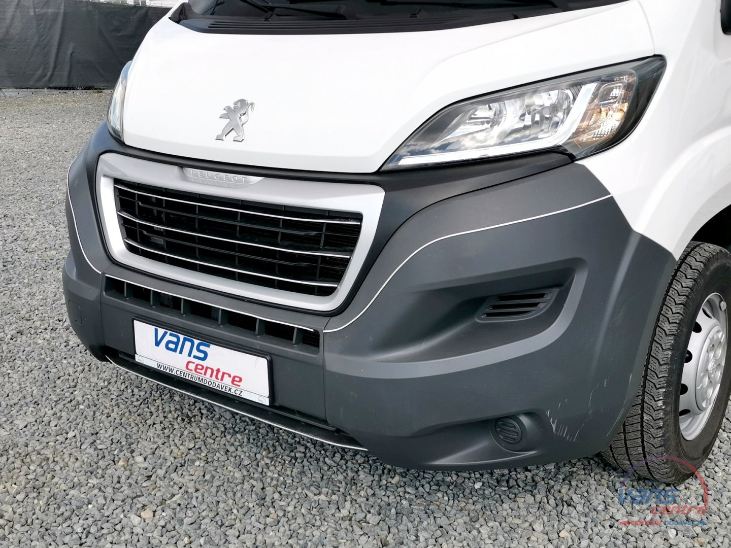 Peugeot BOXER 2.2HDI/110KW VALNÍK/ 7 MÍST/ KLIMA/ TAŽNÉ