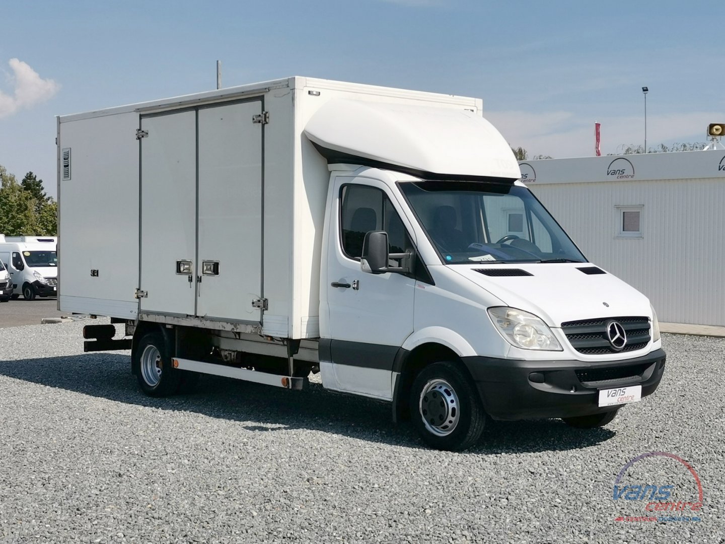 Mercedes-Benz SPRINTER 511CDI PEKAŘSKÁ SKŘÍŇ 9 PALET