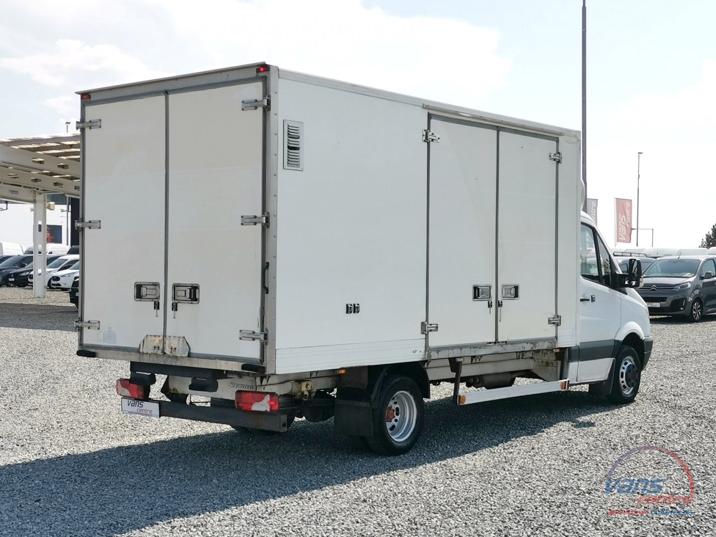 Mercedes-Benz SPRINTER 511CDI PEKAŘSKÁ SKŘÍŇ 9 PALET