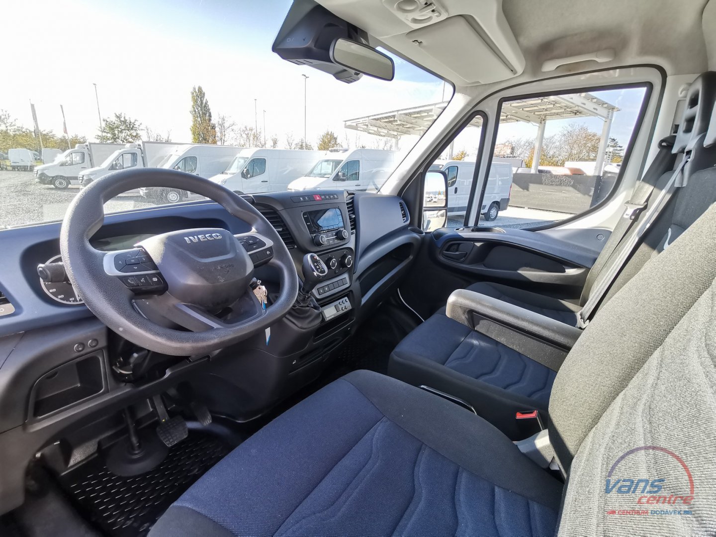 Iveco DAILY 50C18 HI-MATIC/ MRAZÍ/CHLADÍ/H.ČELO/3,5T