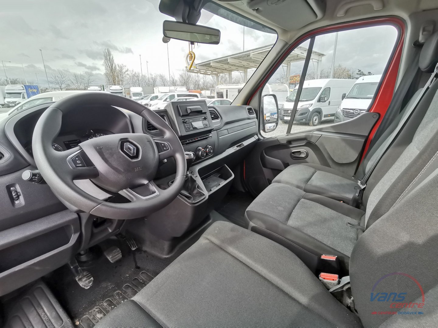 Renault MASTER 165DCI VALNÍK 8 PALET/ MĚCHY/ KLIMA 