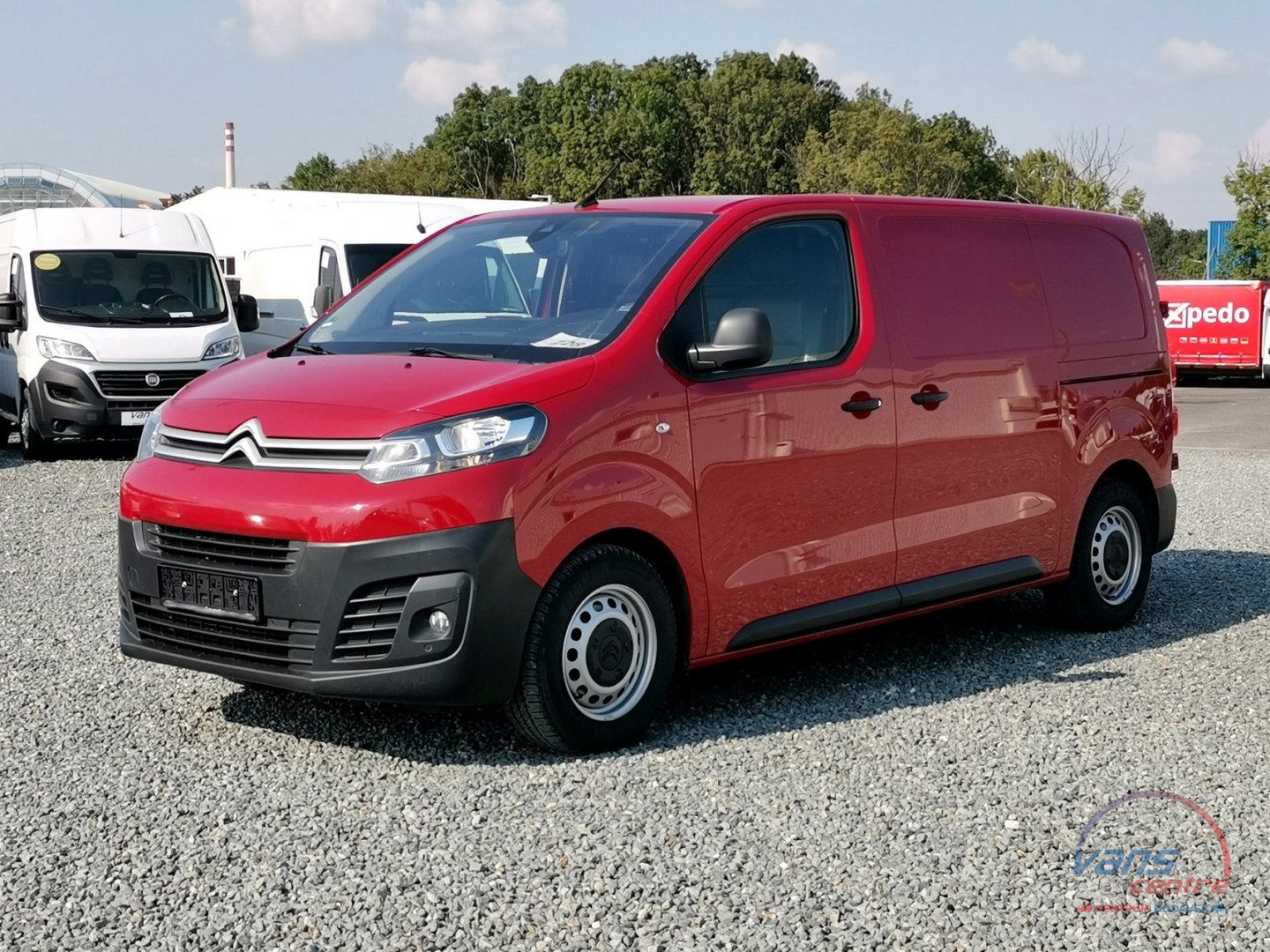 Citroën JUMPY 2.0HDI/AT L2H1/ 2X BOČNÍ DVEŘE/ PLNÁ VÝBAVA