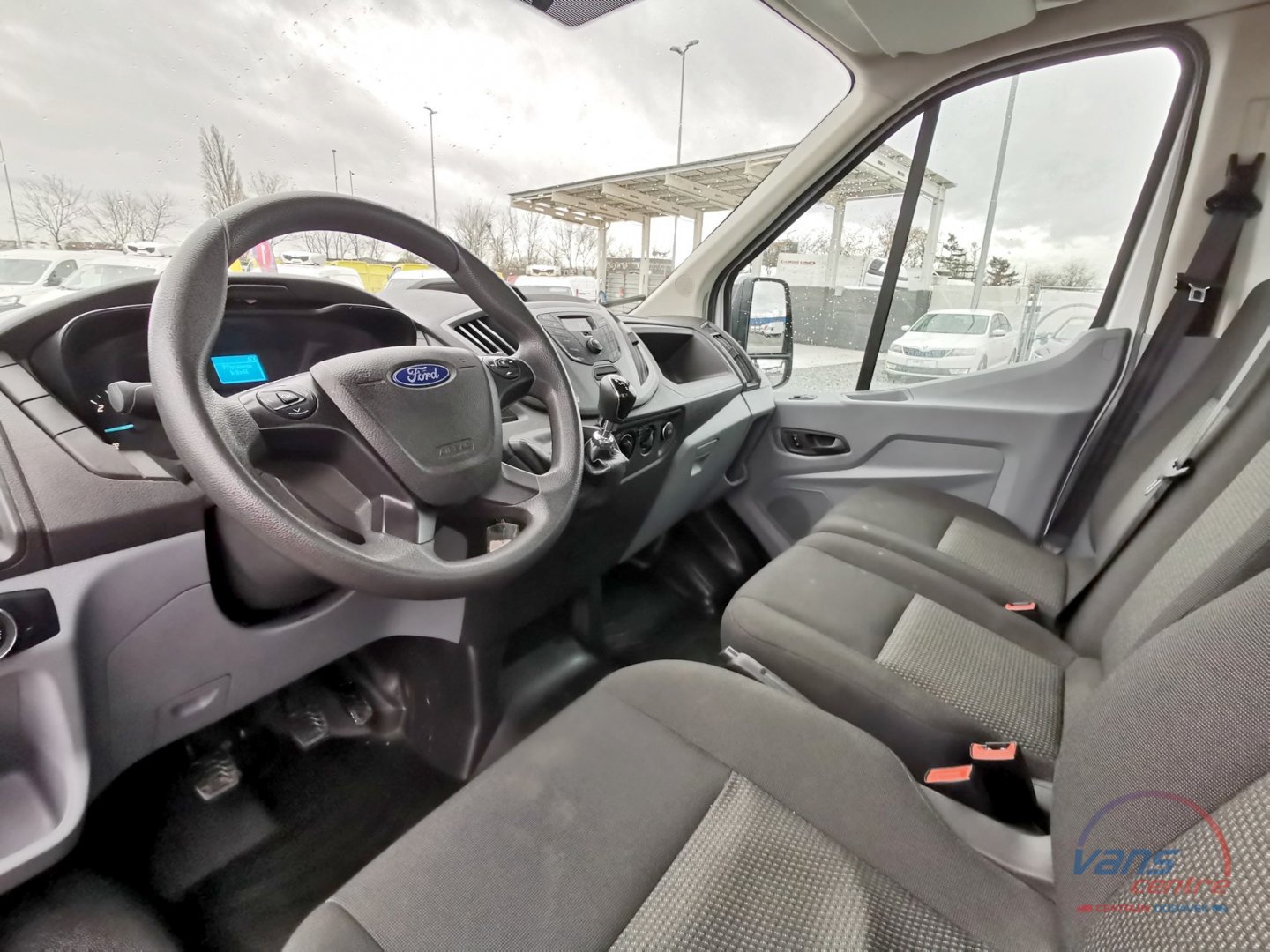 Ford TRANSIT 2.0TDCI/96KW VALNÍK 4,3M/ KLIMA/ DVOUMONTÁŽ