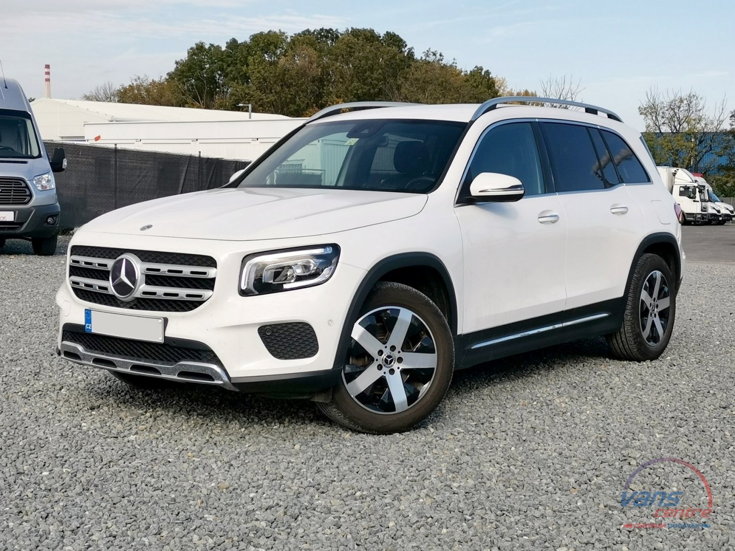 Mercedes-Benz GLB 200D 4MATIC/ LED/ KEYLESS/ ČR/ 1.MAJ.