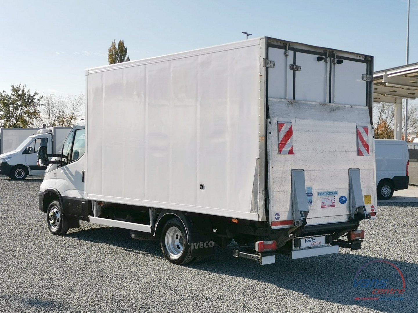 Iveco DAILY 50C18 HI-MATIC/ MRAZÍ/TOPÍ/H.ČELO/3,5T