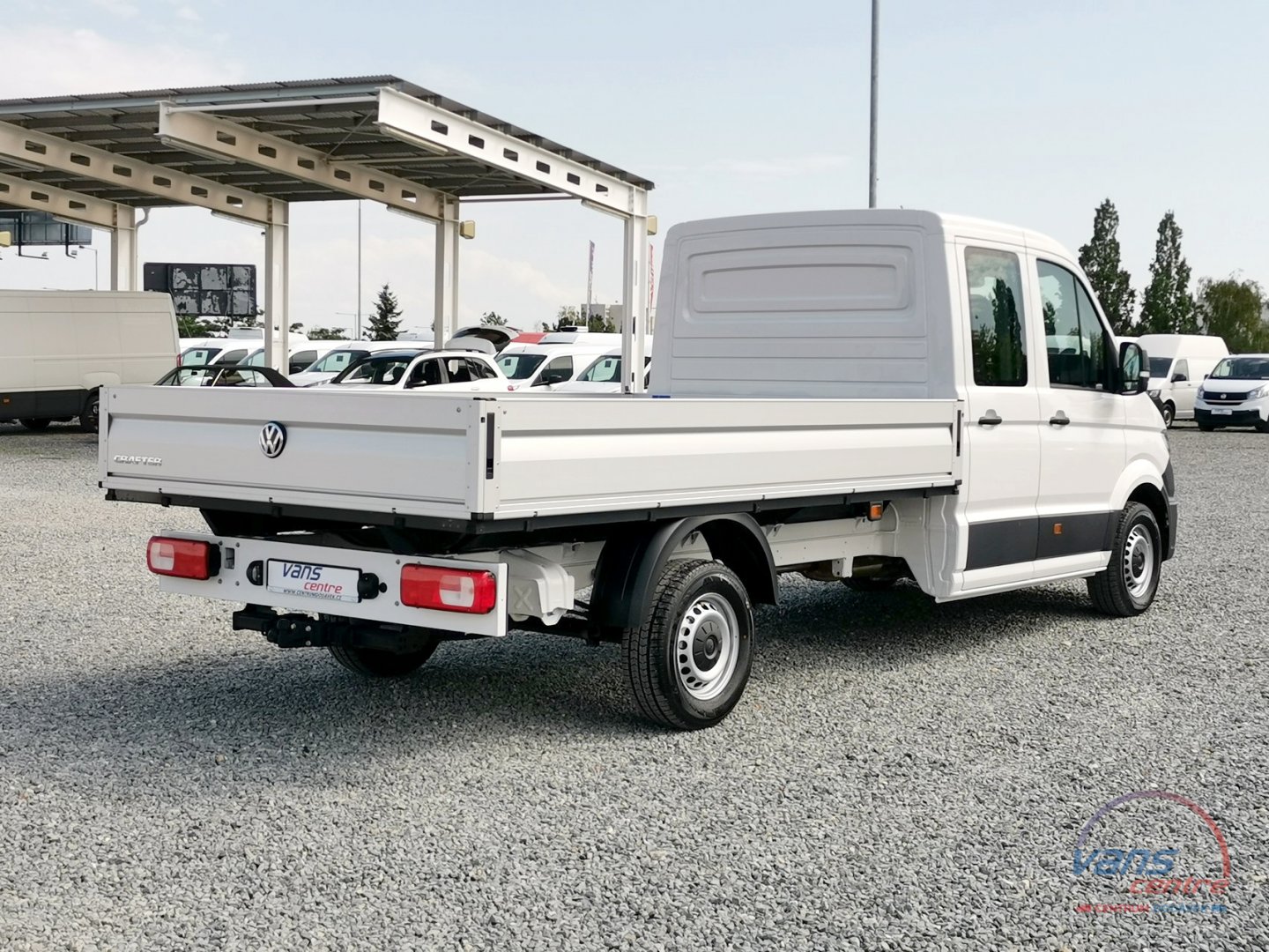 Volkswagen CRAFTER 2.0TDI VALNÍK 3,5M/ 7 MÍST/ TAŽNÉ/ 1.MAJITEL 