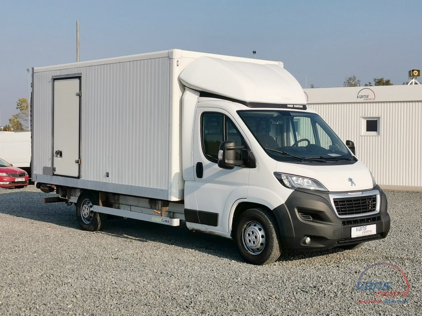 Peugeot BOXER 2.0HDI MRAZÍ/CHLADÍ/8 PALET/MĚCHY/HYDR.ČELO 