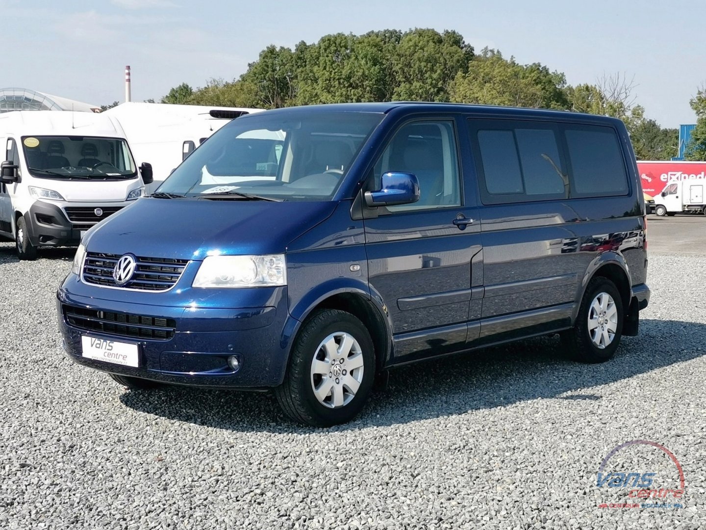 Volkswagen MULTIVAN 2.5TDI/96KW 7 MÍST/ KLIMA/ NAVI/ TAŽNÉ