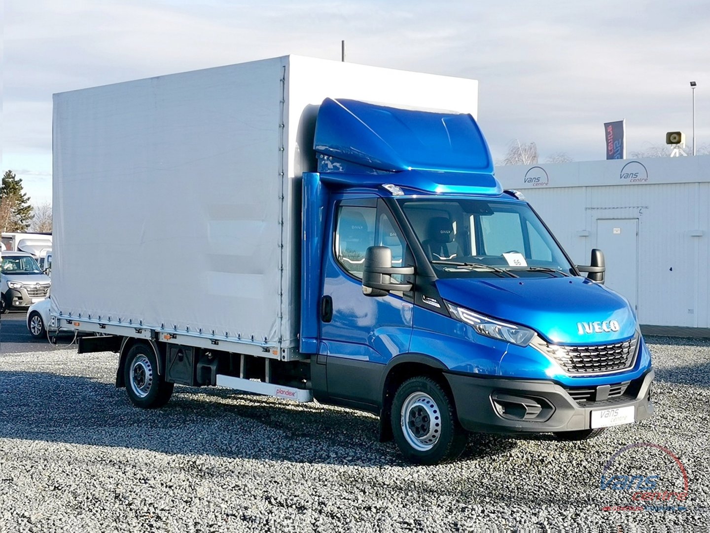 Iveco DAILY 35S14 HI-MATIC/ VALNÍK 8 PALET/ KLIMA/ LED/ NAVI