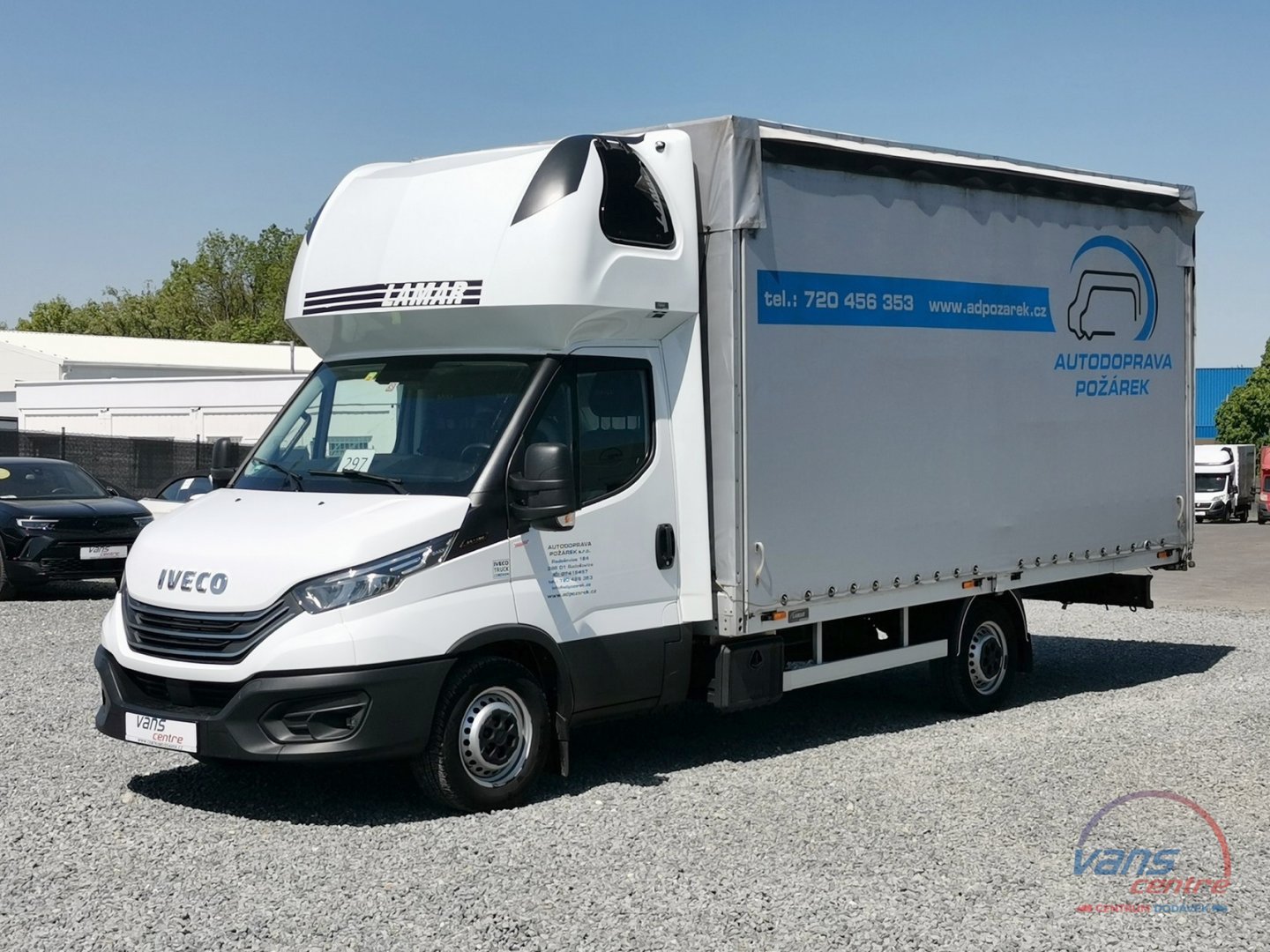 Iveco DAILY 35S18 HI-MATIC/ STŘEDNÍ/ TOP VÝBAVA!/ TAŽNÉ 3,5T