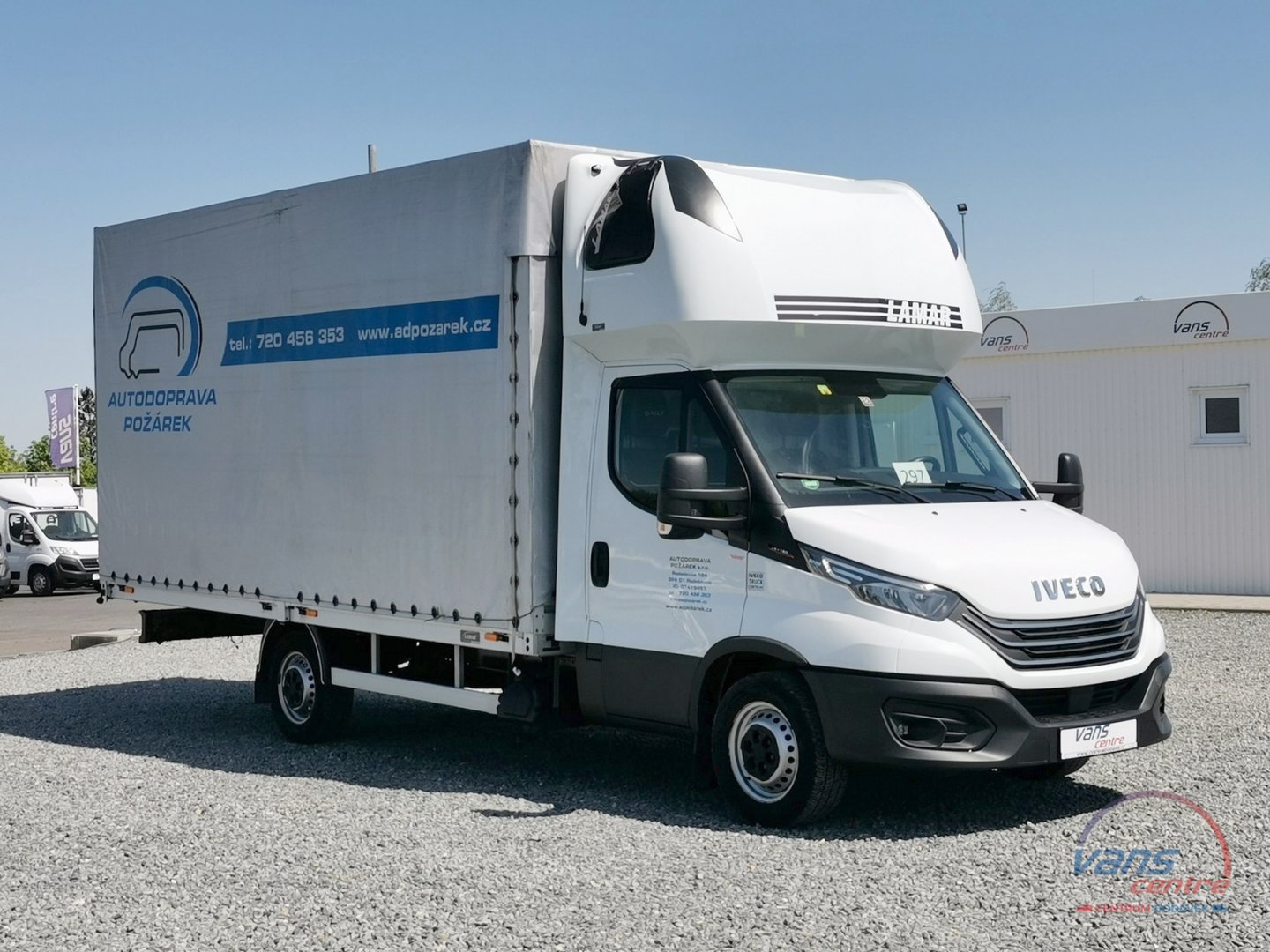 Iveco DAILY 35S18 HI-MATIC/ STŘEDNÍ/ TOP VÝBAVA!/ TAŽNÉ 3,5T