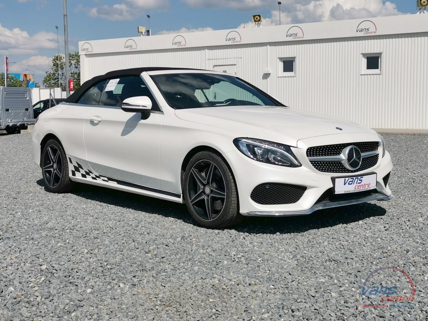 Mercedes-Benz C300 CABRIO/ AMG/ BURMESTER/ 67640KM/ ČR