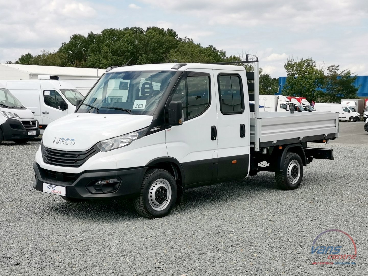 Iveco DAILY 35S16 HI-MATIC/ 7 MÍST/ 3.STR.SKLÁPĚČ