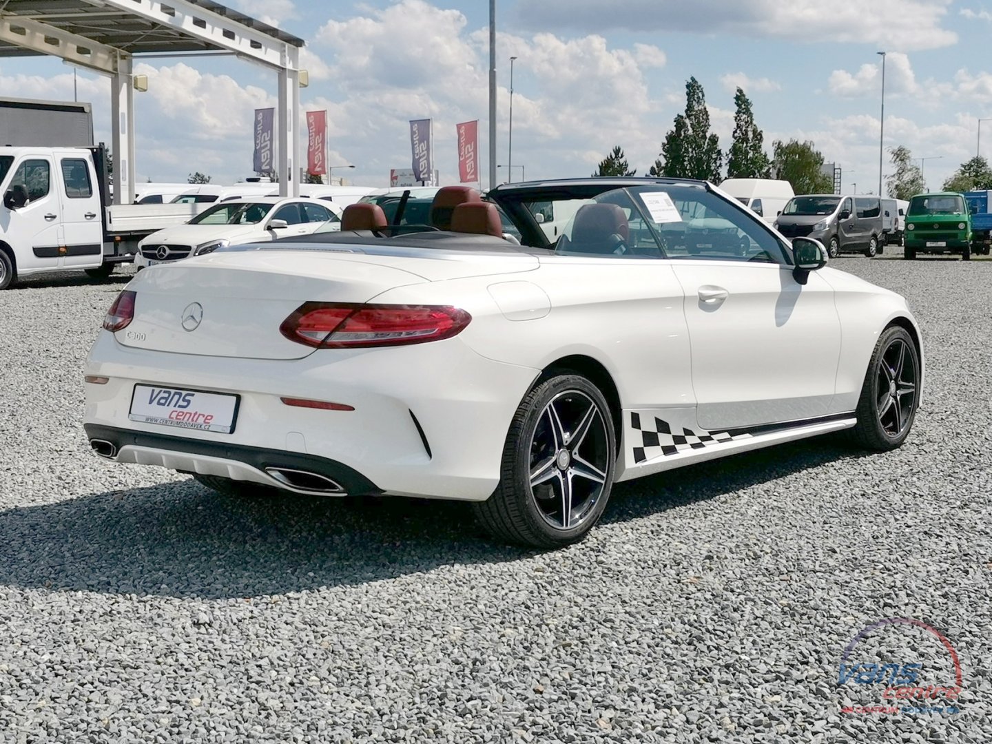 Mercedes-Benz C300 CABRIO/ AMG/ BURMESTER/ 67640KM/ ČR