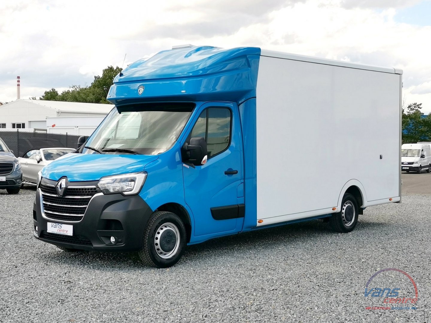 Renault MASTER 165DCI SKŘÍŇ 3,9M/ MĚCHY/ SPANÍ/ ČR/ 1.MAJ.