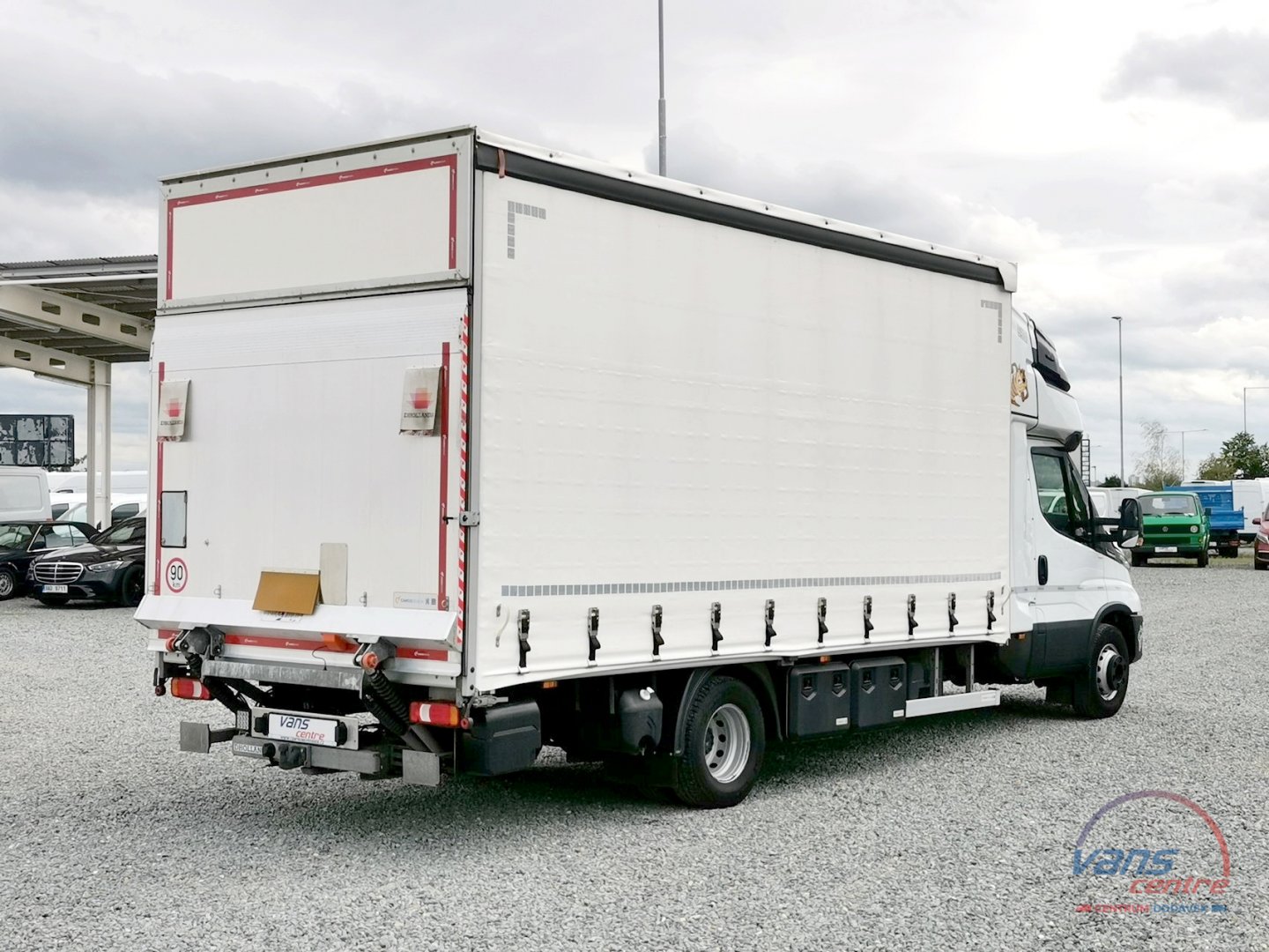 Iveco DAILY 72C21 SHRNOVAČKA 5,2M/ MĚCHY/ H.ČELO/ 1.MAJ. 