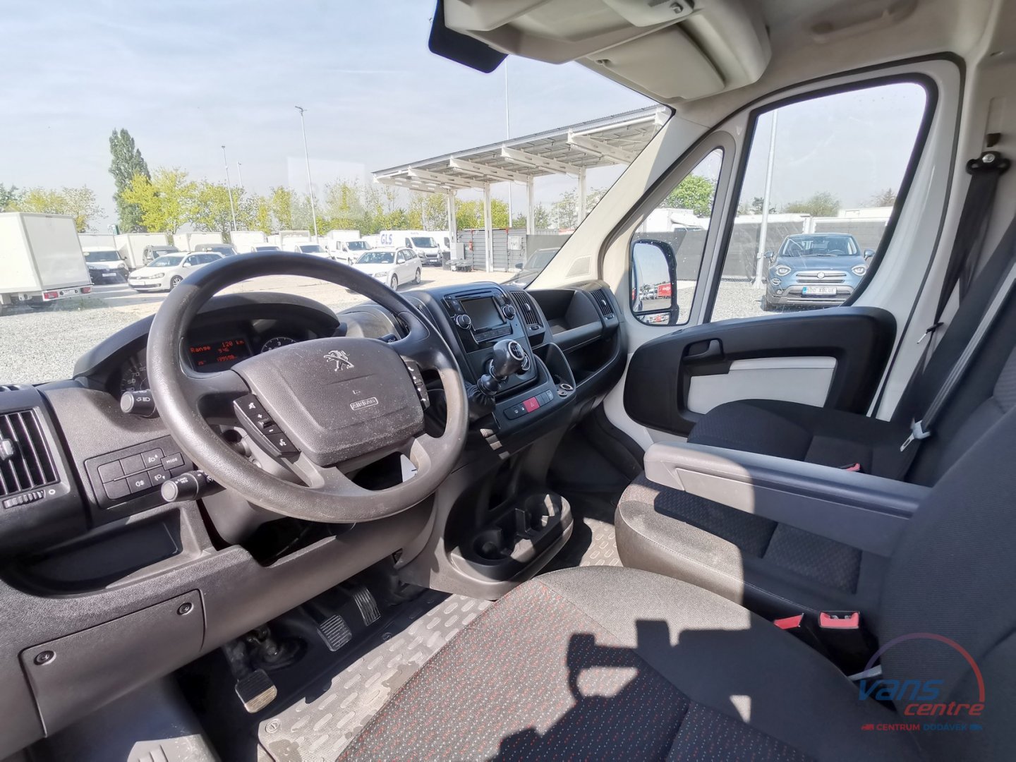 Peugeot BOXER 2.0HDI/96KW L2H2 6 MÍST/ KLIMA/ ČR