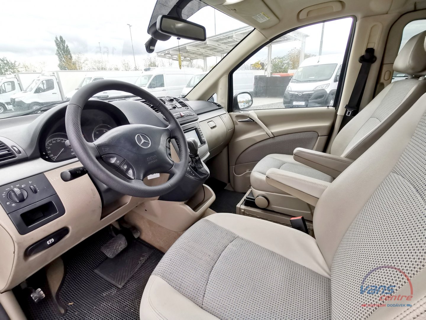 Mercedes-Benz VIANO 3.0CDI/AT 7 MÍST/ KLIMA/ TAŽNÉ