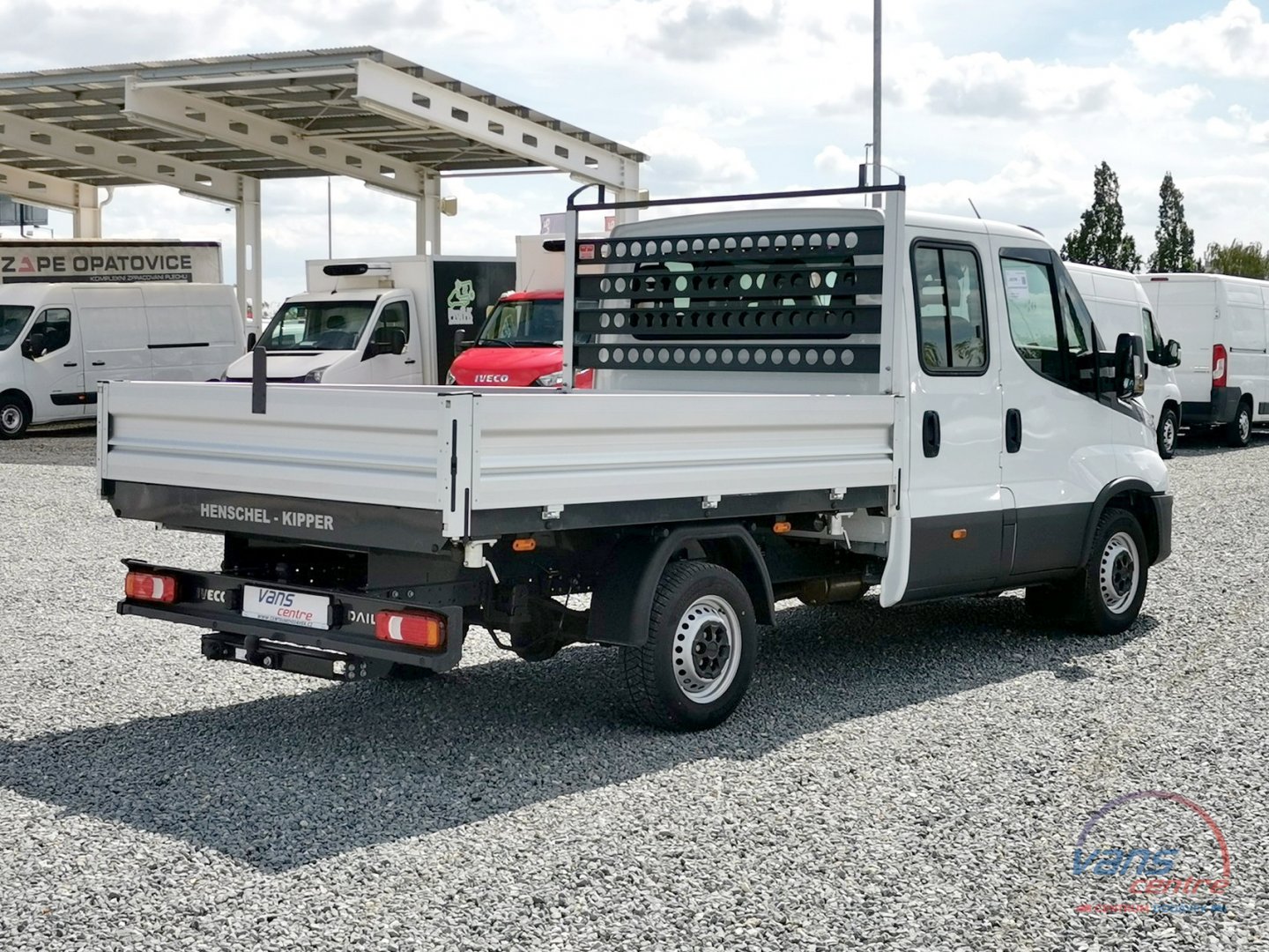 Iveco DAILY 35S16 HI-MATIC/ 7 MÍST/ 3.STR.SKLÁPĚČ