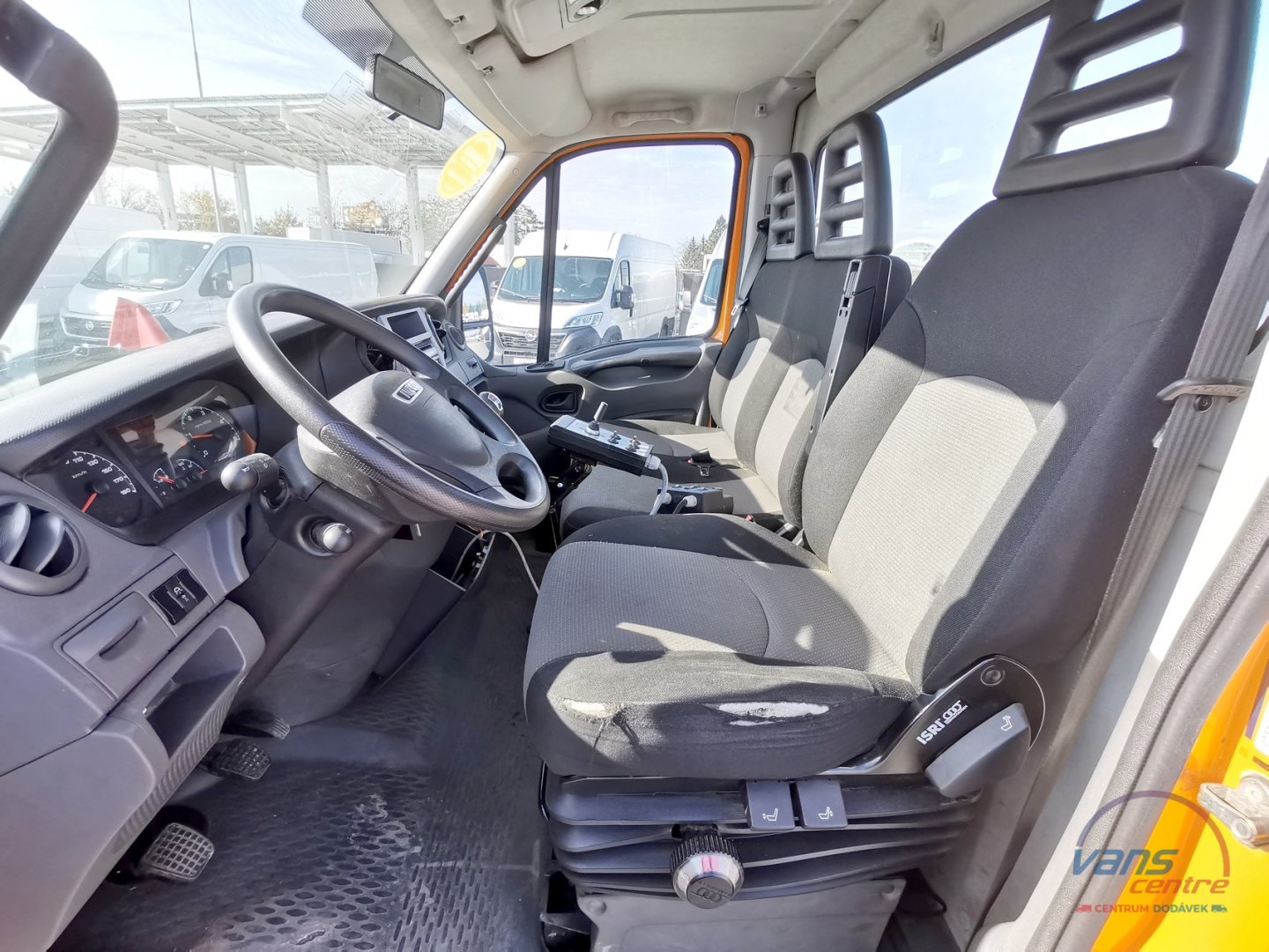 Iveco DAILY 65C17 VALNÍK/ 4X4/ PLUH+SYPAČ/ ČR/1.MAJ.