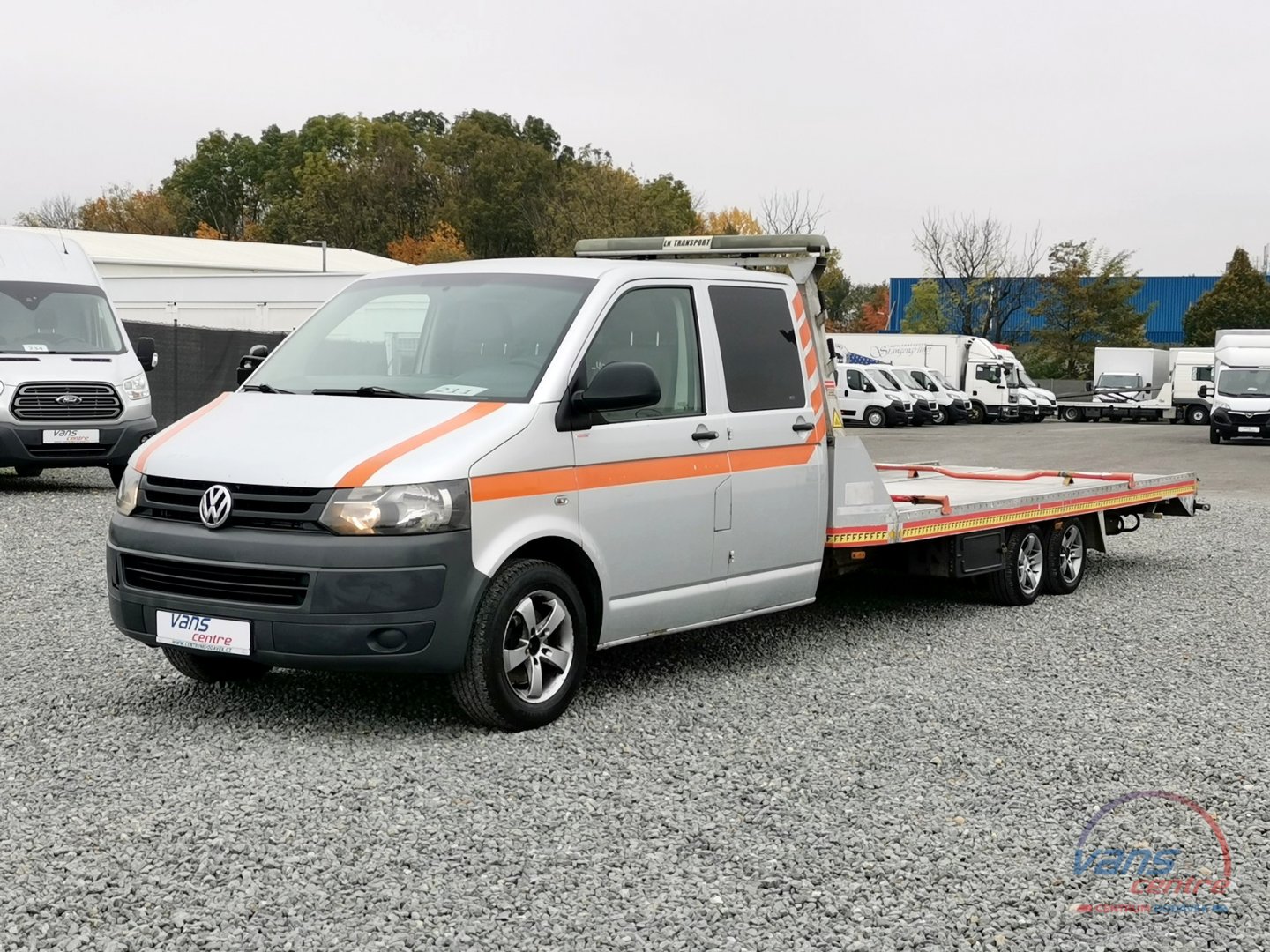 Volkswagen TRANSPORTER 2.0TDI ODTAH/ 6 MÍST/ MĚCHY/NAVIJÁK/ 3,5T