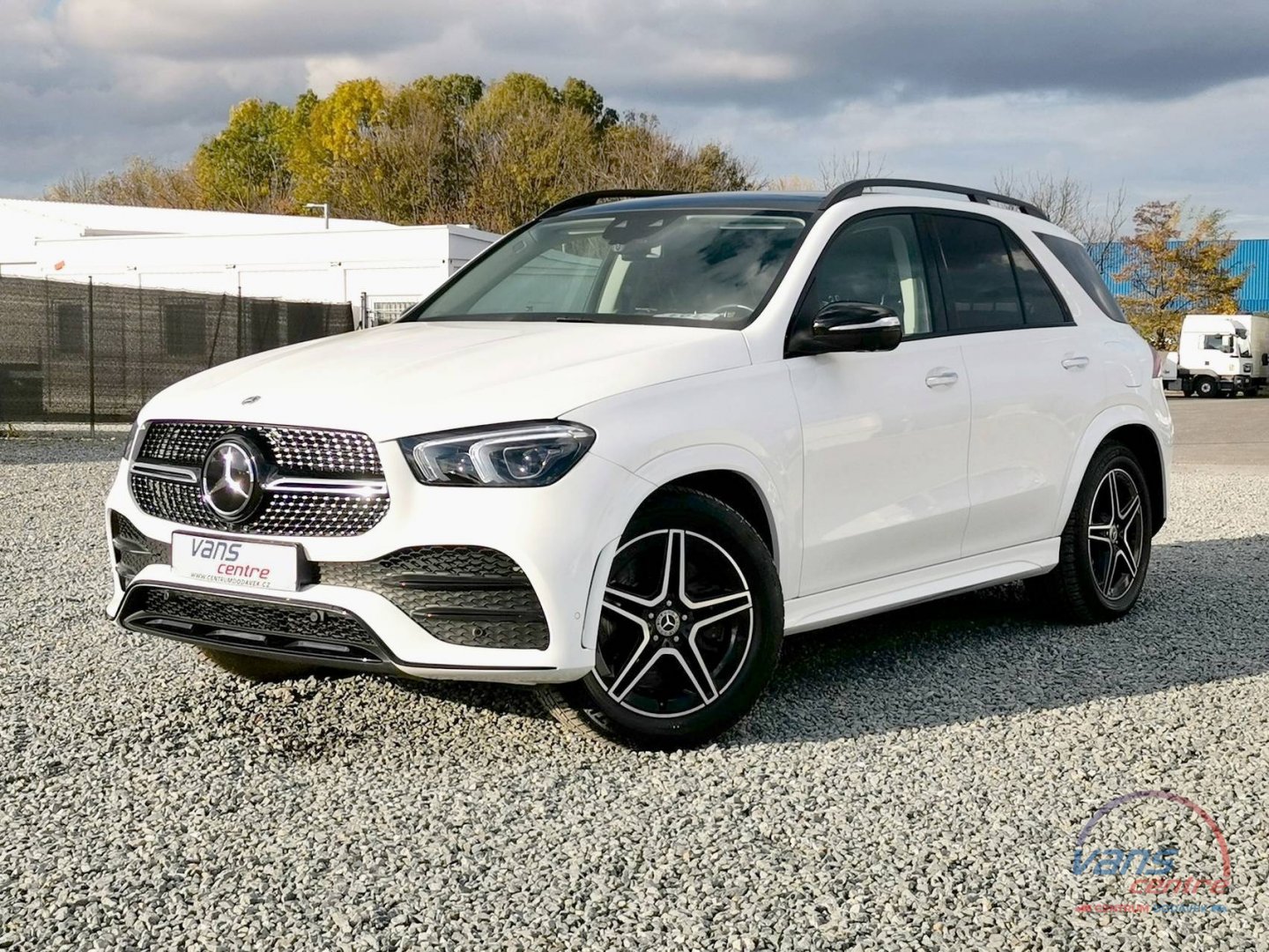 Mercedes-Benz GLE 350DE 4MATIC/ AMG/ AIR/ PANORAMA/ ČR/ 1.MAJ 