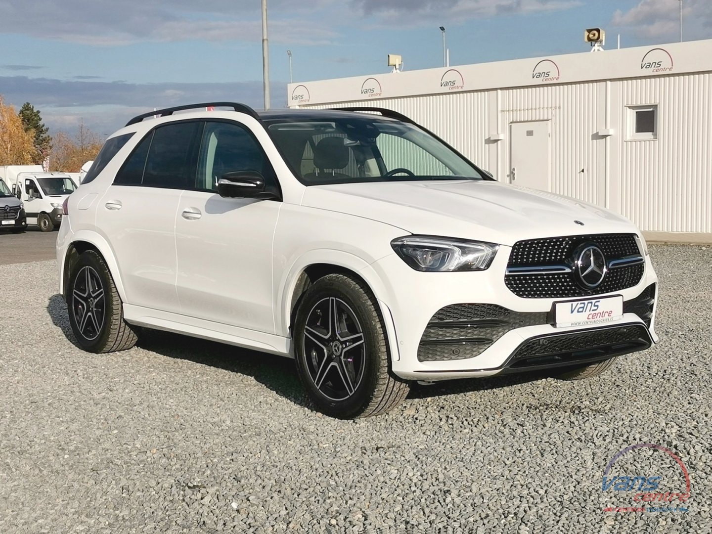 Mercedes-Benz GLE 350DE 4MATIC/ AMG/ AIR/ PANORAMA/ ČR/ 1.MAJ 