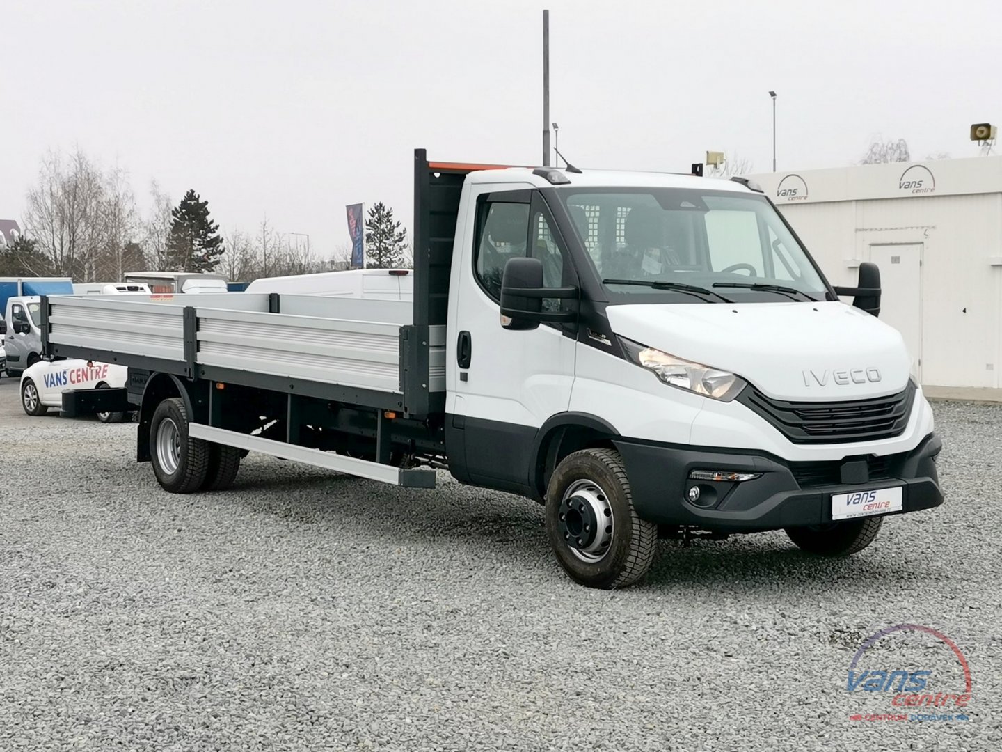 Iveco DAILY 70C18 HI-MATIC/ VALNÍK 6M/ TAŽNÉ 3,5T/ NOVÉ!