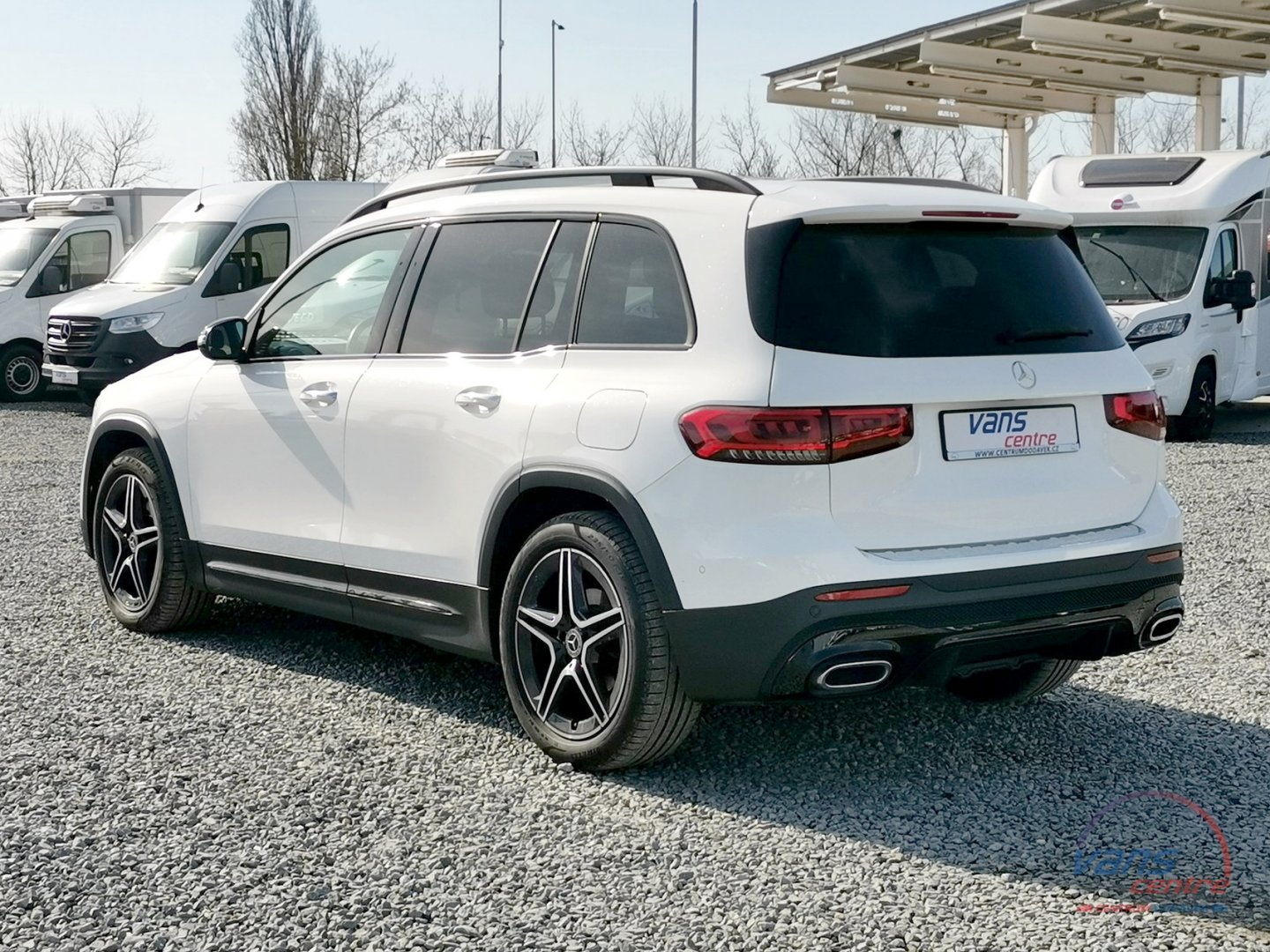 Mercedes-Benz GLB 200D 4 MATIC/ AMG/ KEYLESS/ PANORAMA 