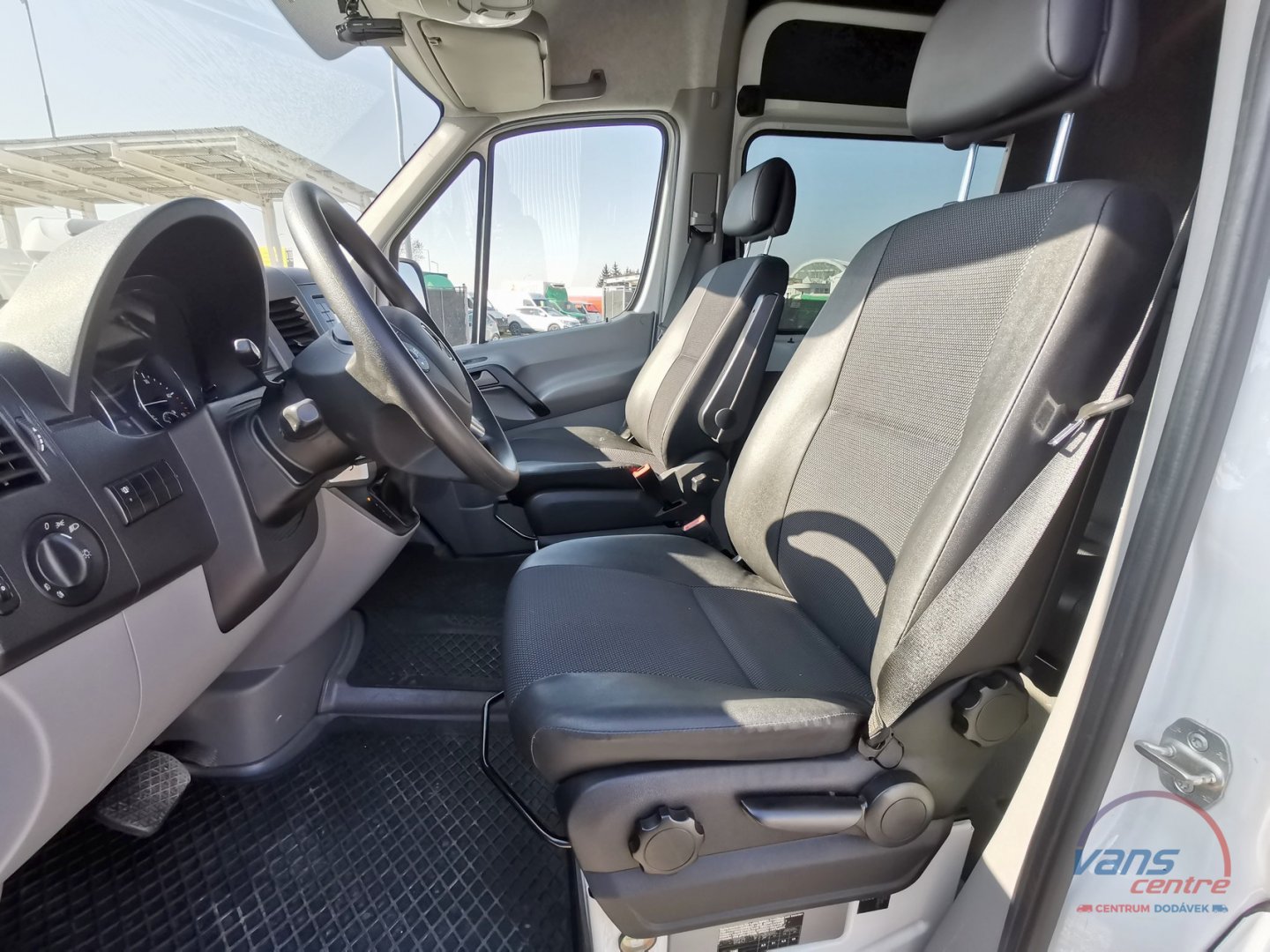 Mercedes-Benz SPRINTER 316/AT POJÍZDNÁ DÍLNA/ 5 MÍST/ NEZ.TOPENÍ