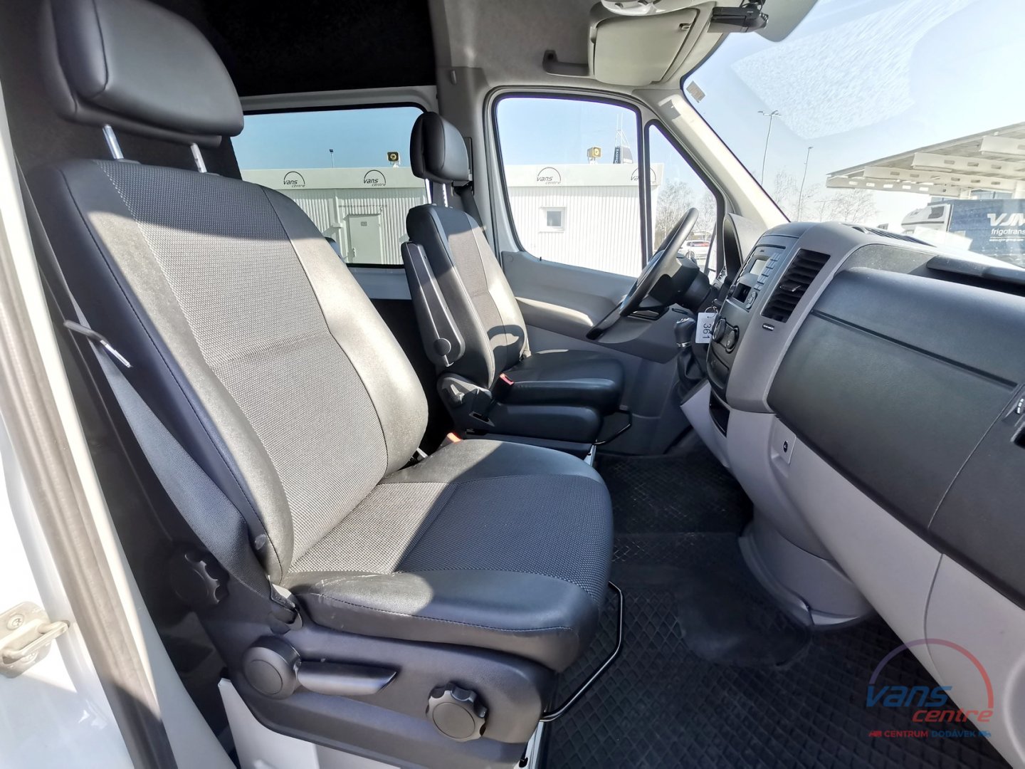 Mercedes-Benz SPRINTER 316/AT POJÍZDNÁ DÍLNA/ 5 MÍST/ NEZ.TOPENÍ