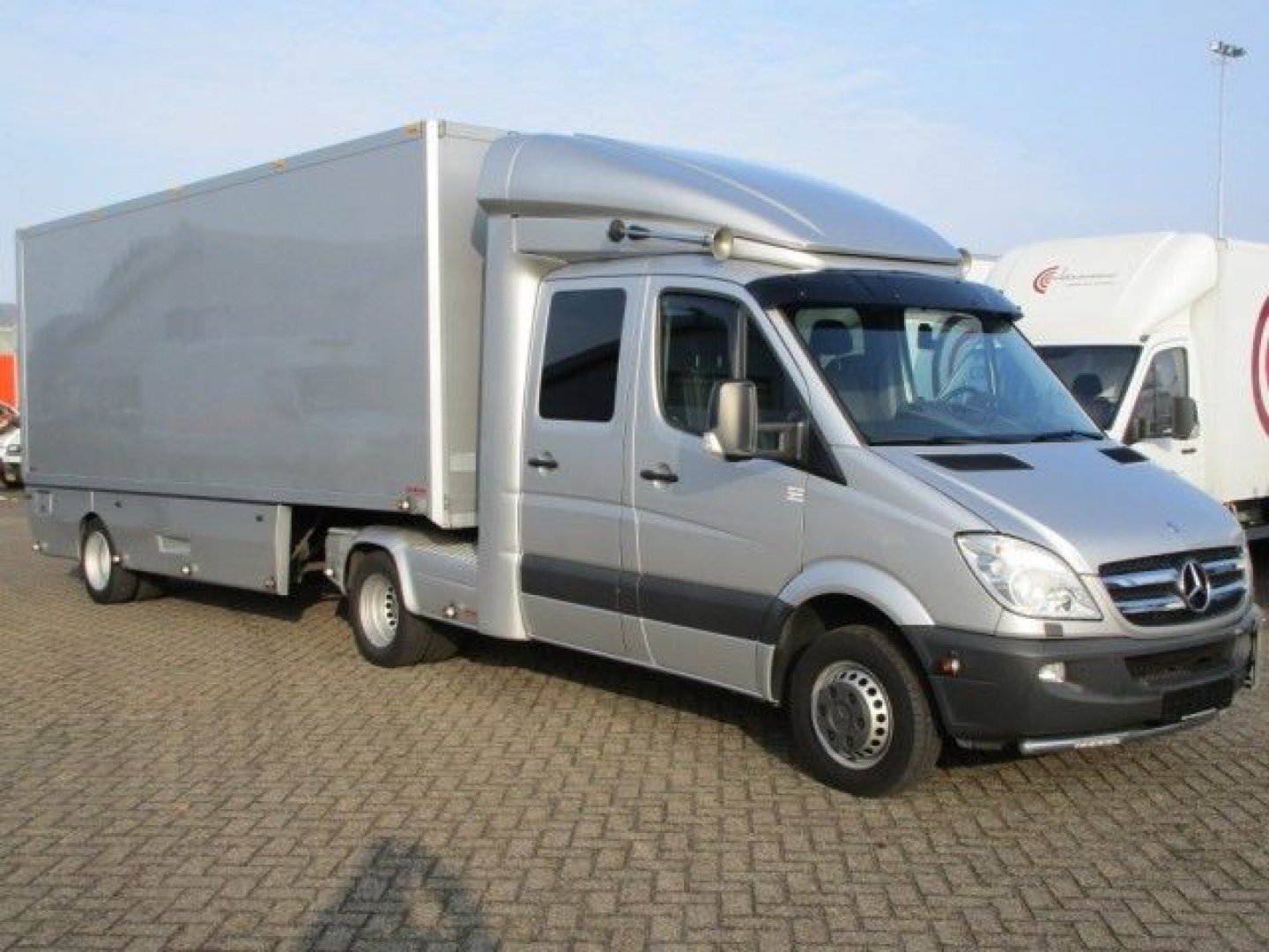 Mercedes Sprinter седельный тягач